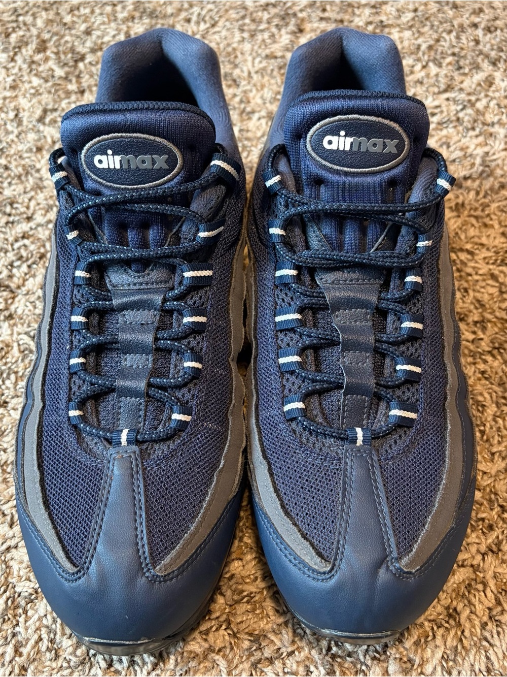 Nike Men's Navy Blue Air Max Lace-Up Sneakers